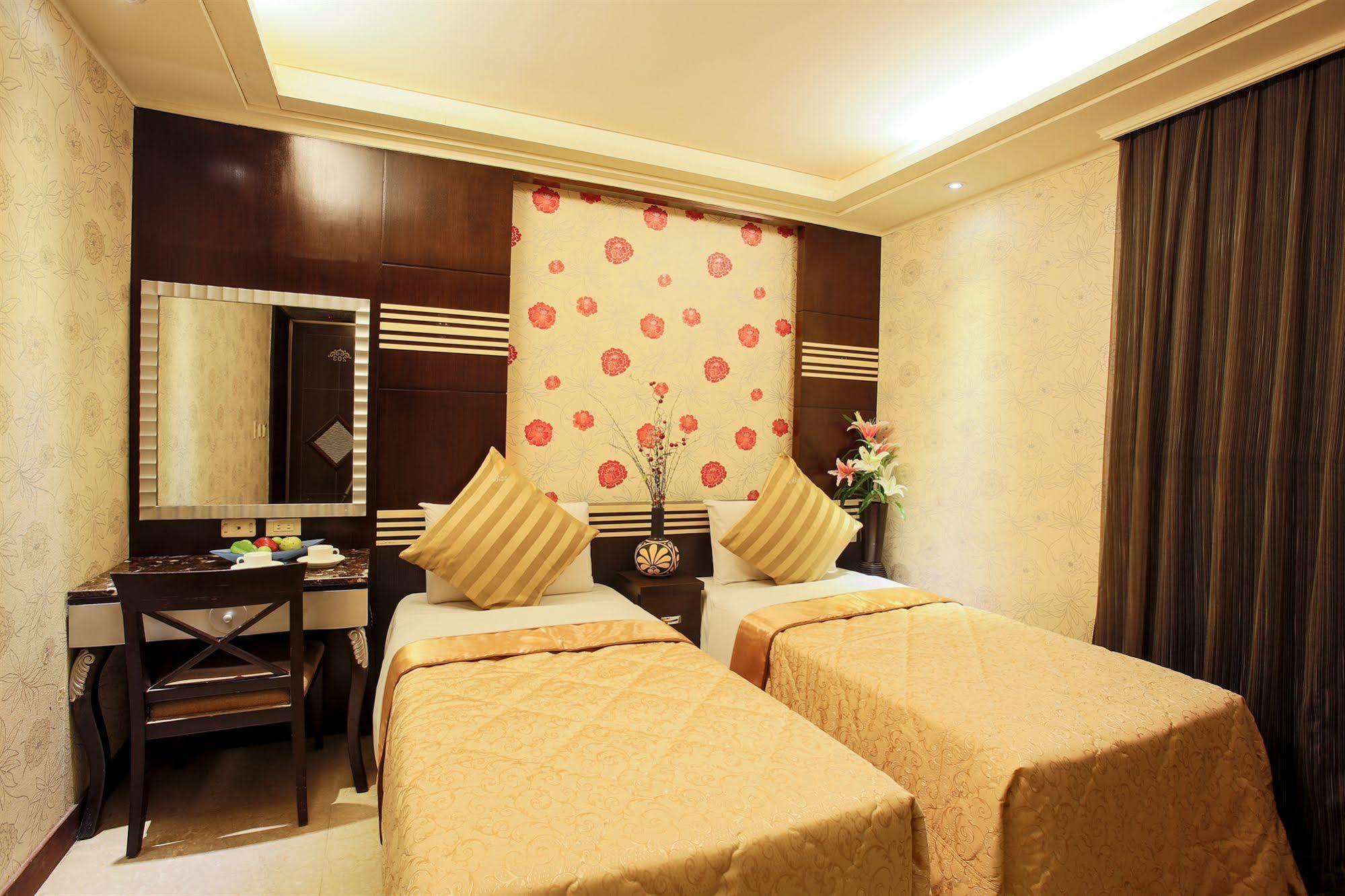 Best Love Boutique Hotel Taipei Exterior photo